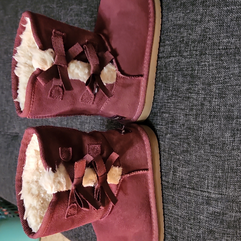 Girls ugg boots - Picture 3 of 6